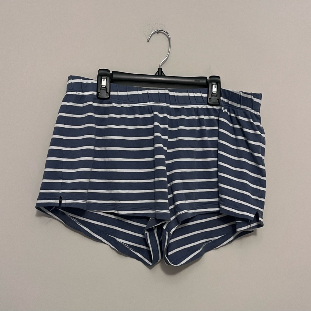 LAKE Pima Crew Shorts in Sea Depth Anchor Stripe Size Large